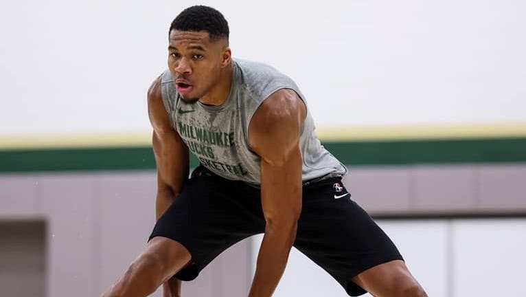 Giannis Antetokounmpo won’t work out with other NBA stars, his reason had internet shookt